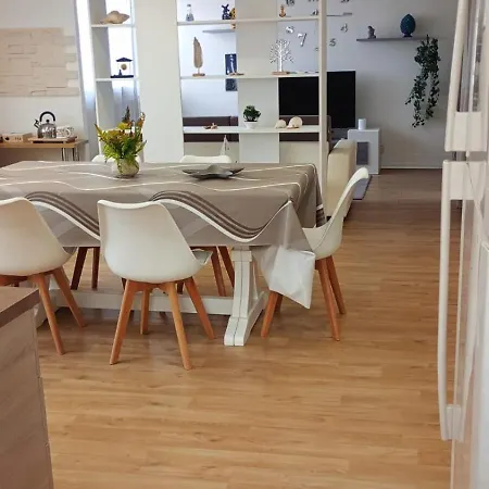 Gm&v Holiday home *